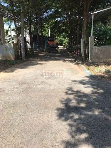 Hình ảnh cần bán gấp lô đất góc 2 mặt tiền đường 8m 5x20m gần QL13 dân đông