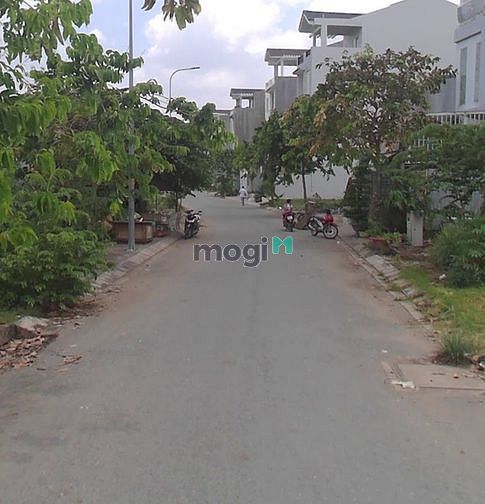 Hình ảnh Cần bán lô đất mt Bình Quới, P28, Bình Thạnh. Dt 100m2, sổ hồng riêng.
