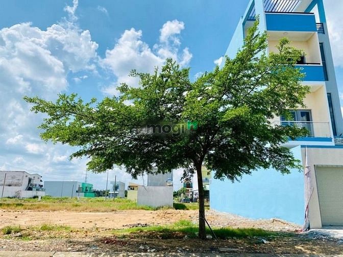 Hình ảnh Bán 3 nền TT Bến Lức, 1 nền 100m2 2MT, SHR, 3 nền đều thổ cư,