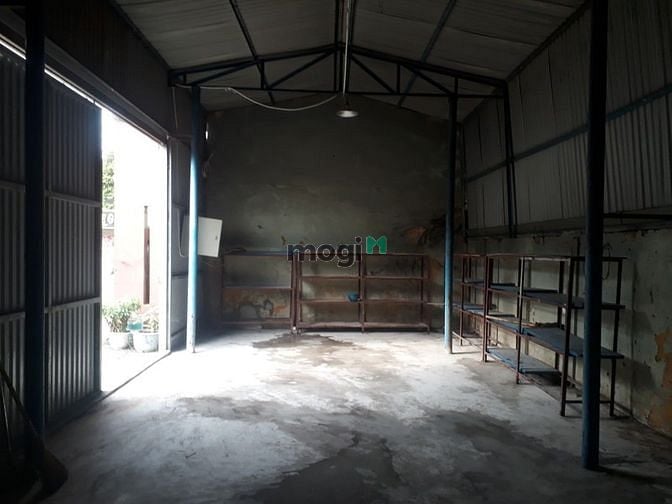 Hình ảnh Cần SHARE kho 50m2, giá 6 triệu/tháng (Có hình ảnh thực tế).