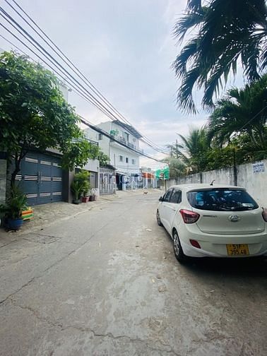 Hình ảnh Chiến Lược-Bình Tân-50m2-3,7 Tỷ-Hẻm Xe Hơi Thông