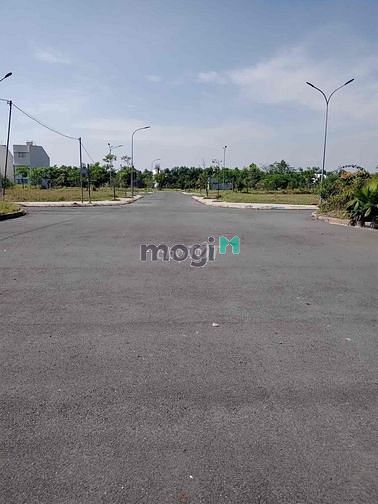 Hình ảnh Bán Đất Thổ Cư 10m2 Giá Rẻ Ngay Chợ Bình Chánh , SHR, MT 8m