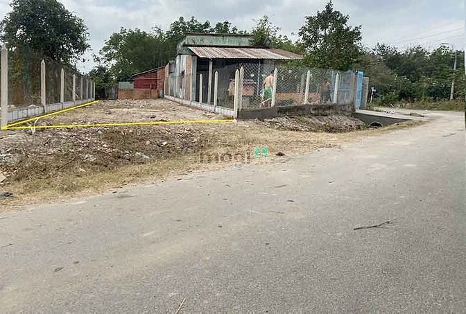 Hình ảnh Đất nền Thị Trấn Củ Chi 100m2 full thổ 900tr hỗ trợ 3 bên