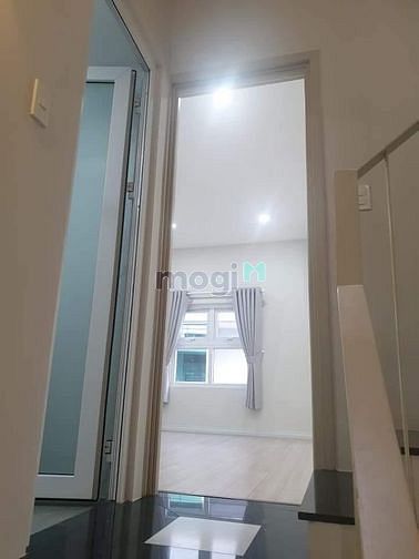Hình ảnh Bán Gấp Căn Nhà 3 Tầng, Đường Nguyễn Thượng Hiền, Bình Thạnh, DT: 40m2