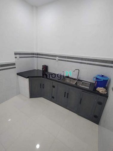 Hình ảnh Quận 6 - Lô góc - Hẻm 5m - Nhà mới đẹp - 3.8 tỷ