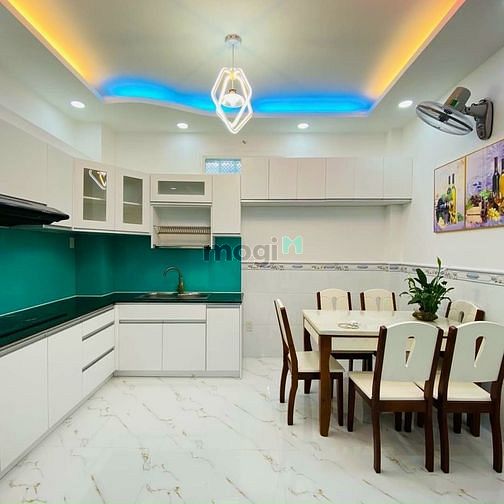 Hình ảnh Bạn nhà p4 gò vấp 56m2, 2 PN. Giá 4 tỷ.
