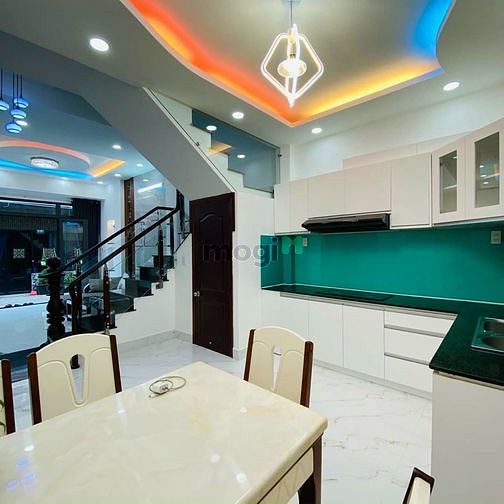 Hình ảnh Bạn nhà p4 gò vấp 56m2, 2 PN. Giá 4 tỷ.