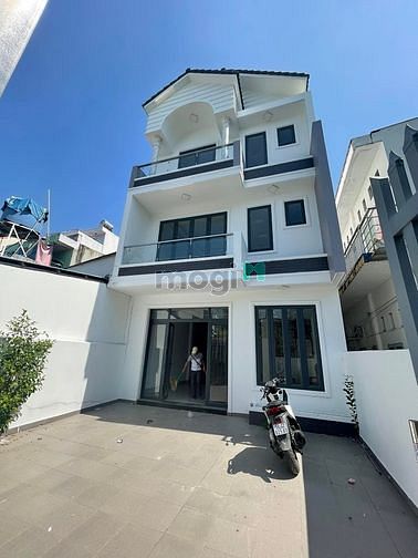 Hình ảnh Bán Nhà Quận 7, Đất 110m2 (6,5x16,5) Chỉ 8Tỷ