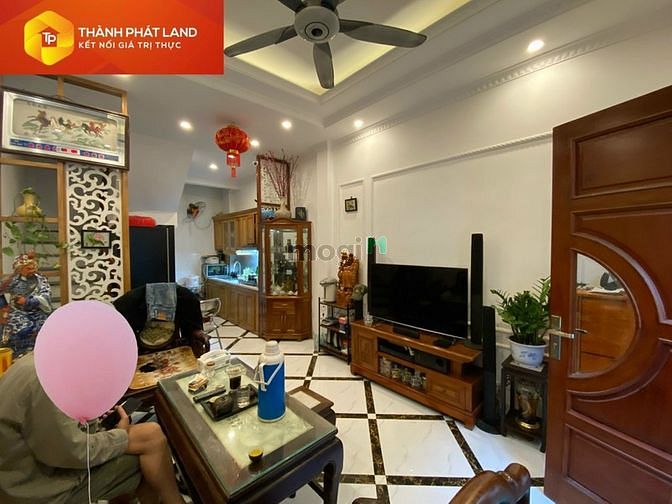 Hình ảnh Nhà 5 Tầng Thạch Bàn, Ô tô Đỗ Cửa, Cách 50m Ra Mặt Phố Cổ Linh - 3 Tỷ.