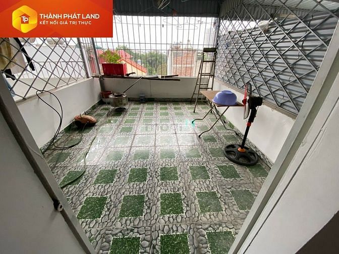 Hình ảnh Nhà 5 Tầng Thạch Bàn, Ô tô Đỗ Cửa, Cách 50m Ra Mặt Phố Cổ Linh - 3 Tỷ.