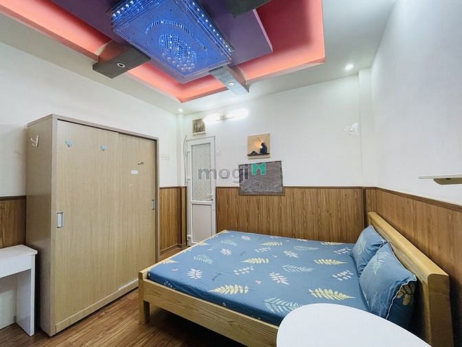 Hình ảnh Căn Hộ Full Nội Thất Balcon Ngay Ngã Tư Hàng Xanh