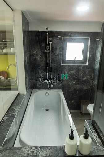 Hình ảnh CHDV Duplex cao 1M8- Full nt 100%- Ban công- Chỉ tính Điện Nước