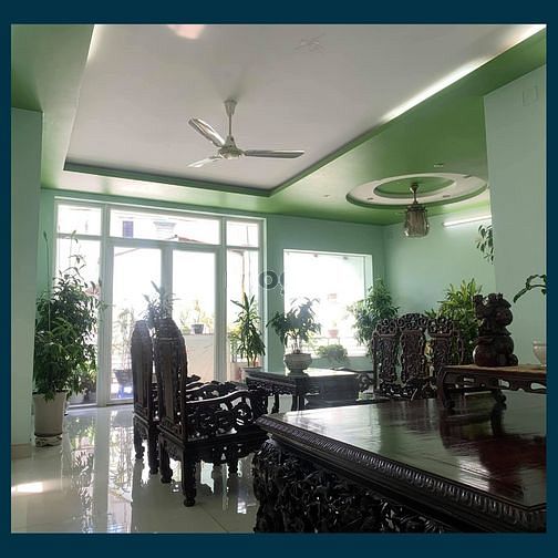 Hình ảnh Xe Hơi Đổ Cửa Thông số Đẹp 4*12m giá 7.2 Tỷ