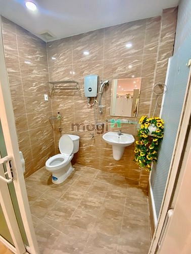 Hình ảnh Bùng Nổ CHCC Quận 4 Diện Tích Lớn Đầy Đủ Tiện Nghi