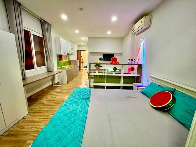 Hình ảnh Hot CHCC Decor Phong Cách Mới - Ban Công Rộng- Gần Q.7, Q1