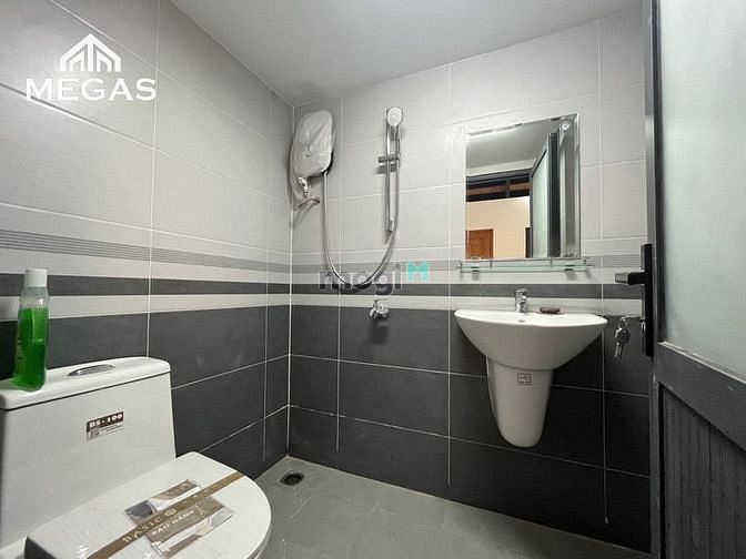 Hình ảnh Quận 7 Căn Hộ Cao Cấp Vừa Hoàn Công