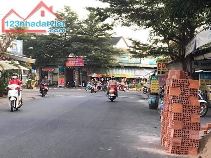 Hình ảnh chính chủ bán gấp lô đất sát đại học việc đức dân cư đông đúc kinh