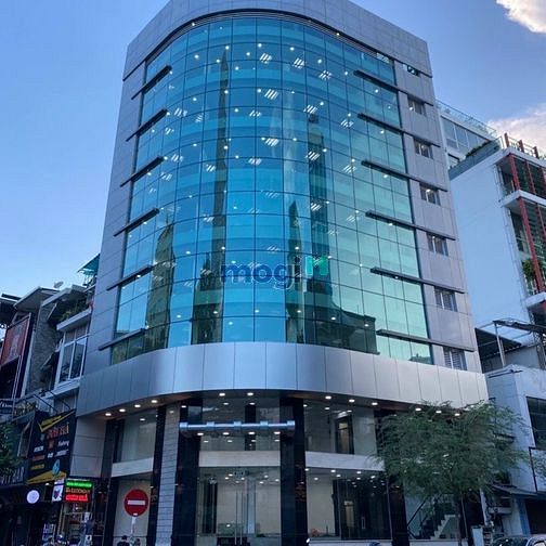 Hình ảnh Cho thuê hoặc bán Building ngay trung tâm Quận 1