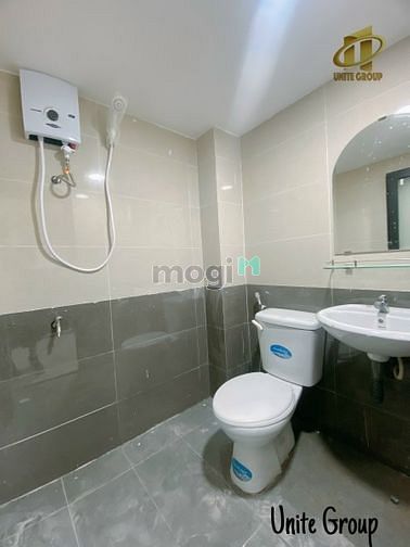 Hình ảnh Cửa sổ lớn - full nội thất - trung tâm quận 7