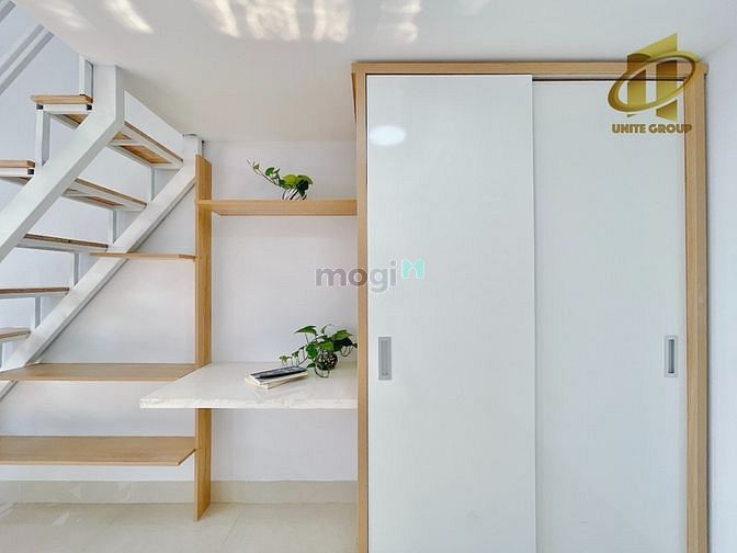 Hình ảnh Cửa sổ lớn - full nội thất - trung tâm quận 7