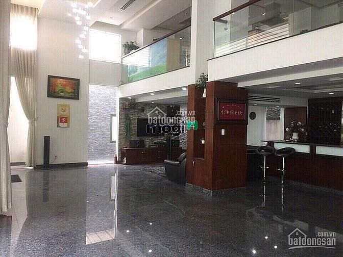 Hình ảnh Cho thuê biệt thự 20x25m Hầm trệt 4 lầu Tân Bình