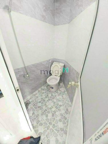 Hình ảnh Nhà hẻm Bến Vân Đồn, quận 4, 17m2 chỉ 1 tỷ 680