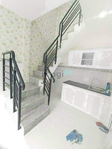 Hình ảnh Nhà hẻm Bến Vân Đồn, quận 4, 17m2 chỉ 1 tỷ 680