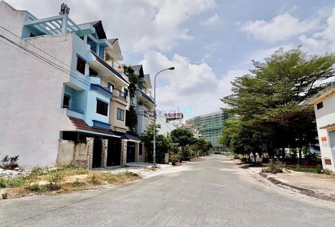 Hình ảnh Đất Mặt Tiền Đinh Thị Thi, Hiệp Bình Phước, Thủ Đức. Giá 2,1 tỷ/nền