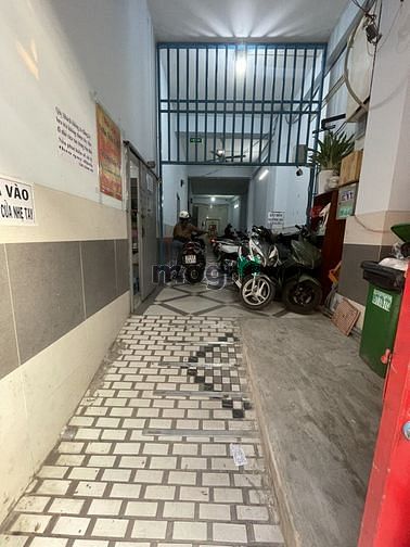 Hình ảnh Tòa nhà cho thuê mặt riền đường Âu Dương Lân q8