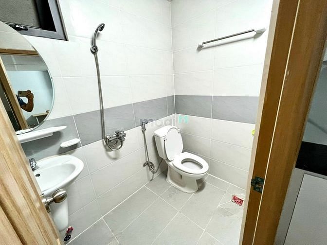 Hình ảnh Căn Hộ Dịch Vụ Ngay Gần Ngã Tư Hàng Xanh