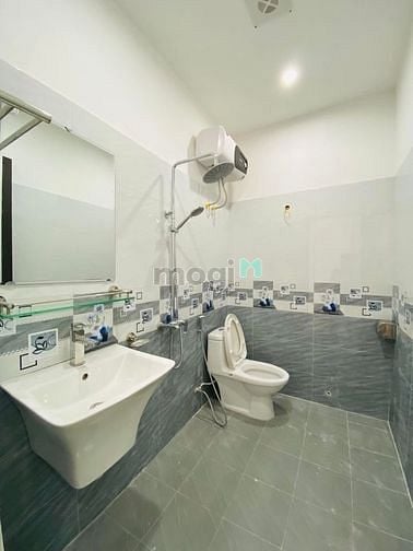 Hình ảnh Tân Bình, Đường Chử Đồng Tử, 38m2, giá 1 tỷ 8