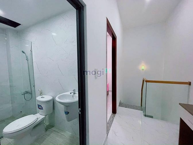 Hình ảnh Tân Bình, Đường Đồng Đen, 40m2, giá 2 tỷ 1