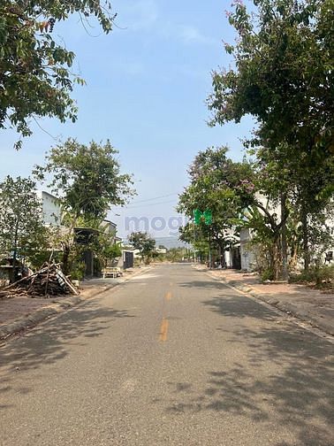 Hình ảnh Bán đất MT đường Chu Văn An, gần bệnh viện Bà Rịa.