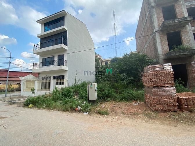 Hình ảnh Hàng siêu vip 75,5 m đấu giá Thạch Bàn view chung cư phố Nguyễn Thời T