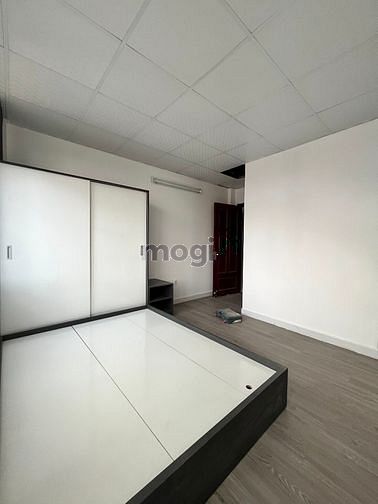Hình ảnh Studio cửa sổ trệt  -full Nt mới 100%