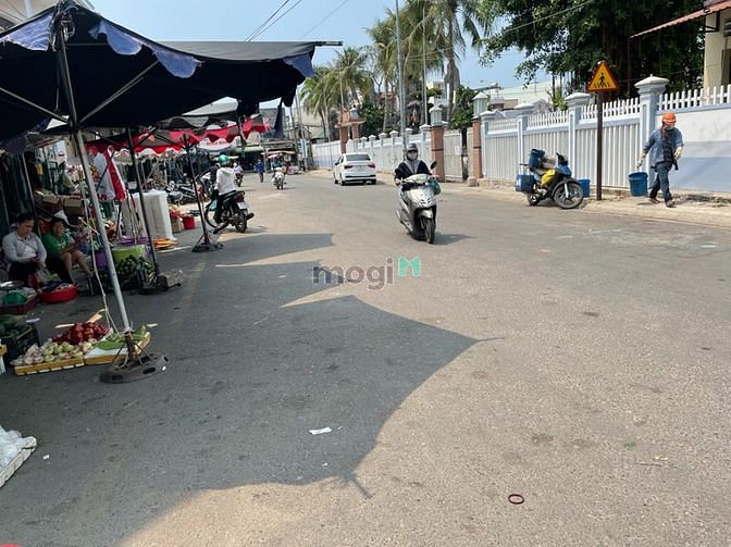 Hình ảnh Điểm kinh doanh trung tâm chợ Lagi, Bình Thuận