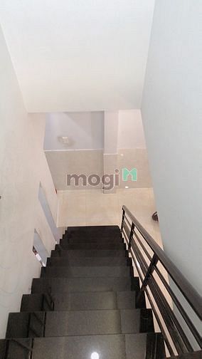 Hình ảnh HOT... Nhà sát Aeon Tân Phú - ngang 4m bề thế - nhỉnh 3 tỷ