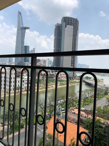 Hình ảnh Cho thuê căn 2PN 88m2 SaiGon Royal Q4 NT cơ bản view Bitexco giá 17 tr