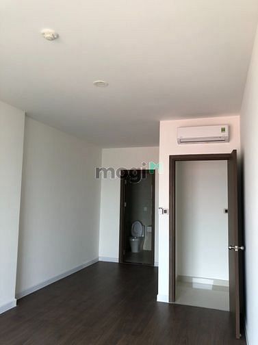 Hình ảnh Cho thuê căn 2PN 88m2 SaiGon Royal Q4 NT cơ bản view Bitexco giá 17 tr