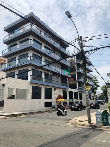 Hình ảnh Cho thuê 32 Phạm Ngọc Thạch, dt 20*30m, 2 hầm 12 tầng nổi