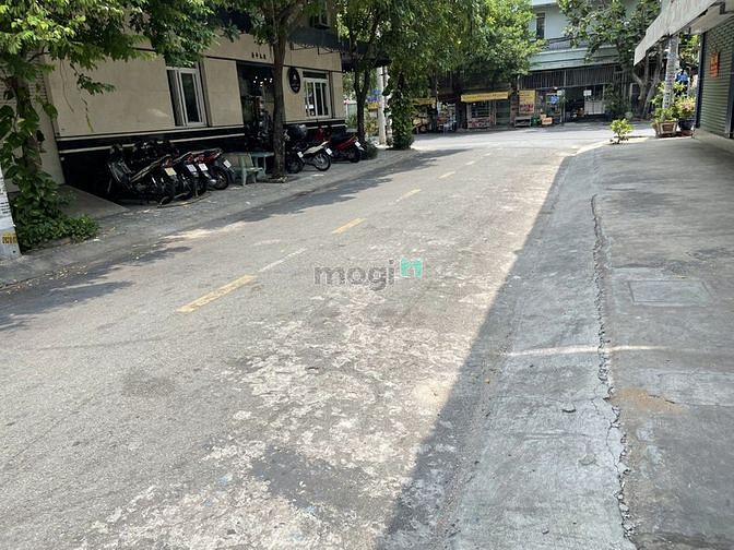 Hình ảnh Siêu phẩm MT Bình Tân - khu VIP Tên Lửa 90m2, 4.5x20m, 4 tầng, 11.5 tỷ