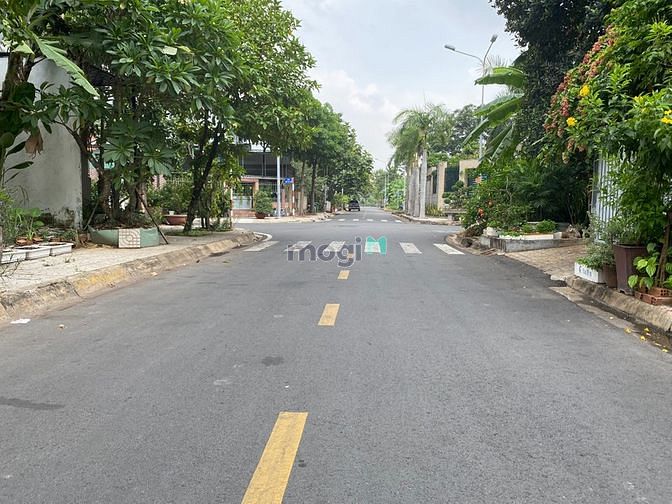 Hình ảnh Bán đất KDC Văn Minh, mặt tiền đường 52, 11x19, công nhận 208m2, giá t