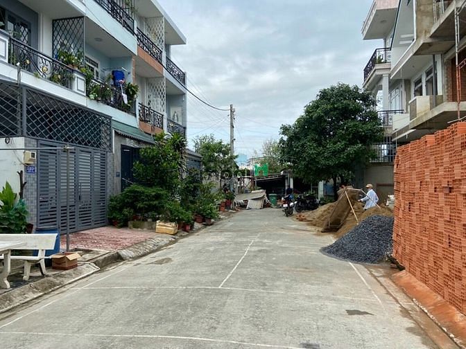 Hình ảnh Bán Lô Đất 62m2 Đường 671 Lê Văn Việt Phường Tân Phú