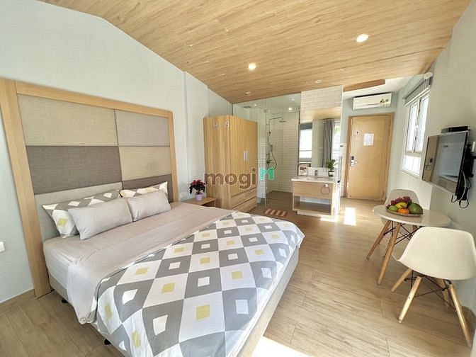 Hình ảnh Studio Cao Cấp Q4, 2 Ban Công Đón Nắng, Full Nội Thất, Khu Vực An Ninh