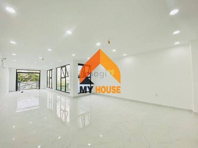 Hình ảnh HEY CẢ NHÀ!Toà nhà An Phú 6x23 mới xây thang máy ạ //