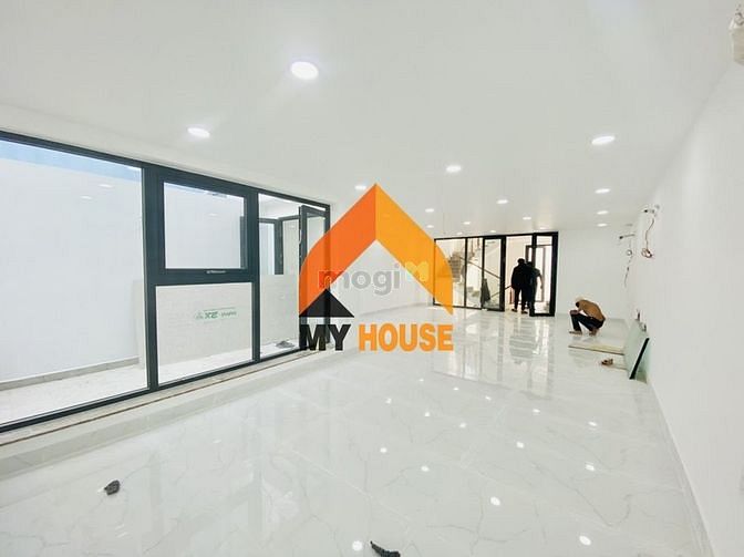 Hình ảnh HEY CẢ NHÀ!Toà nhà An Phú 6x23 mới xây thang máy ạ //
