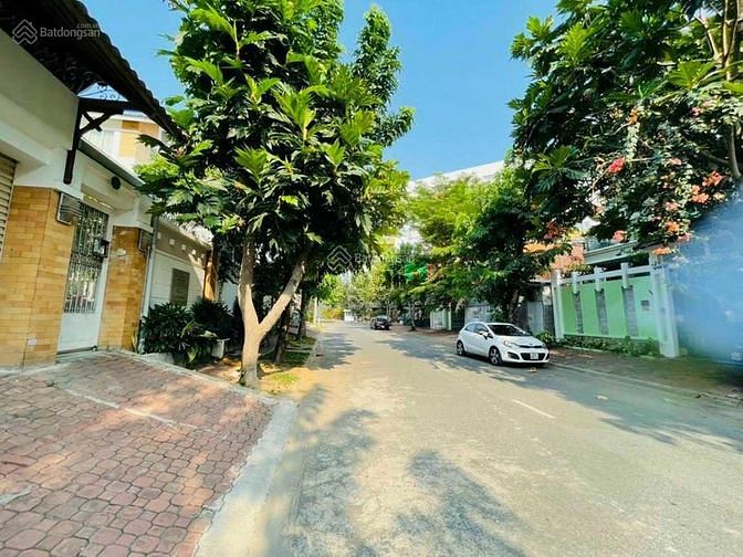 Hình ảnh khu Nam Long, Trần Trọng Cung, Quận 7 phía sau Vincom. Giá 3.2 tỷ SHR