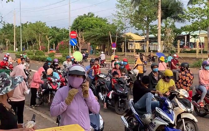 Hình ảnh Trả nợ cho ông Anh để cưới vợ cho con, cần bán gấp nền đất 20x50