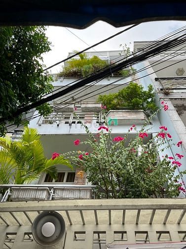 Hình ảnh Nhà sát mặt tiền Thích Quảng Đức-Phú Nhuận