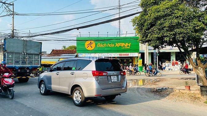 Hình ảnh Cần bán gấp lô ngay mặt đường Phạm Hùng